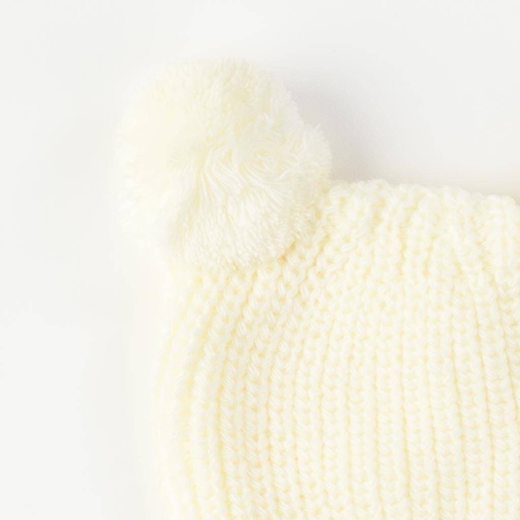 Бебешка шапка плетена Golden Бяла
